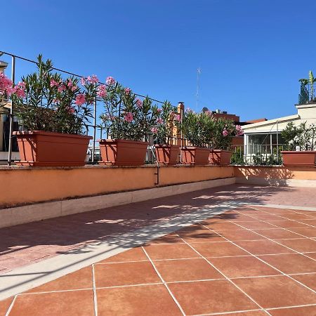 Little Aventino Bnb Рим Екстер'єр фото