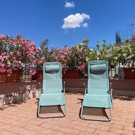 Little Aventino Bnb Рим Екстер'єр фото